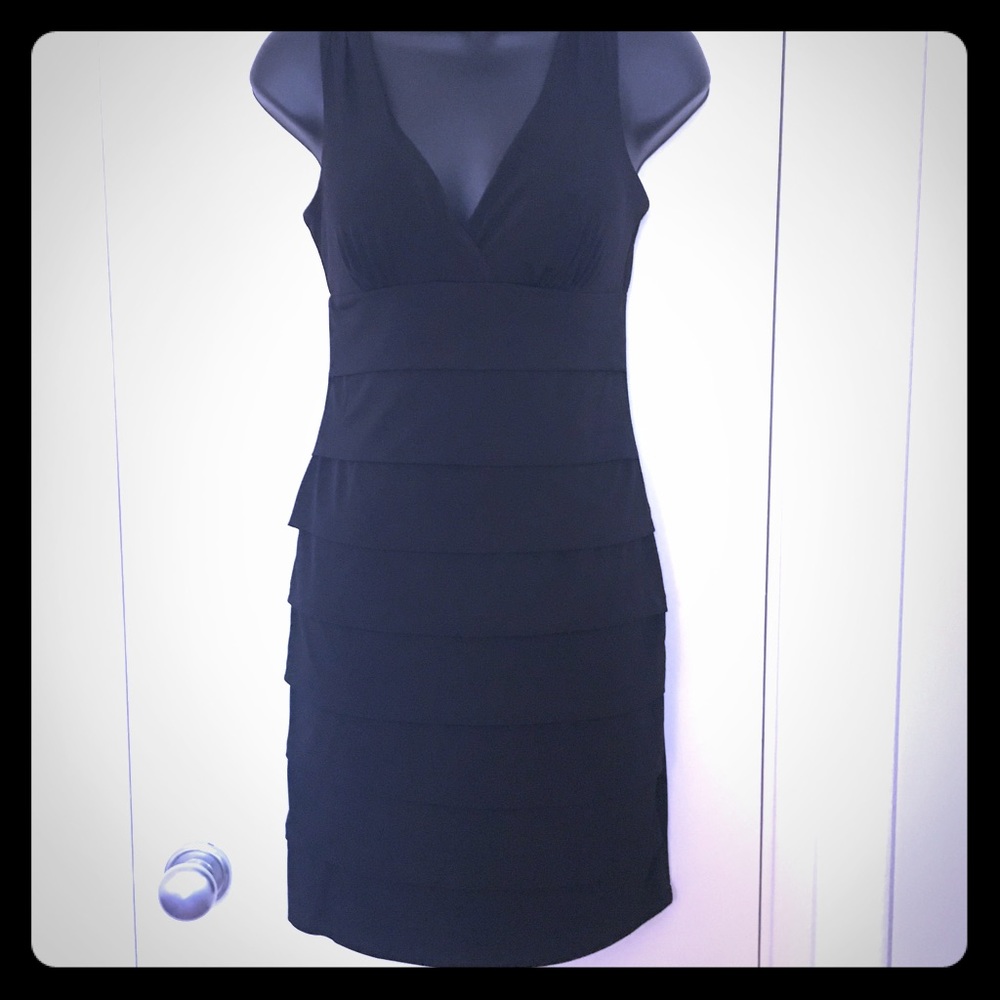 Black cocktail dress size 4